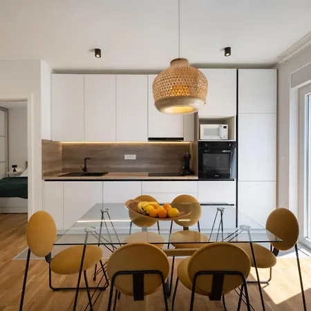 New Modern In With Garden And Jacuzzi * Podstrana