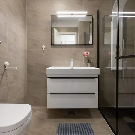 New Modern In With Garden And Jacuzzi Apartment Podstrana