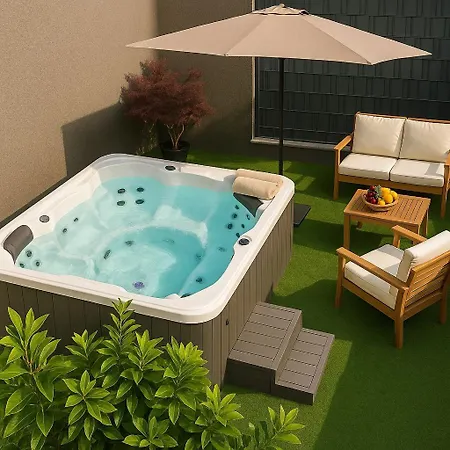 New Modern In With Garden And Jacuzzi